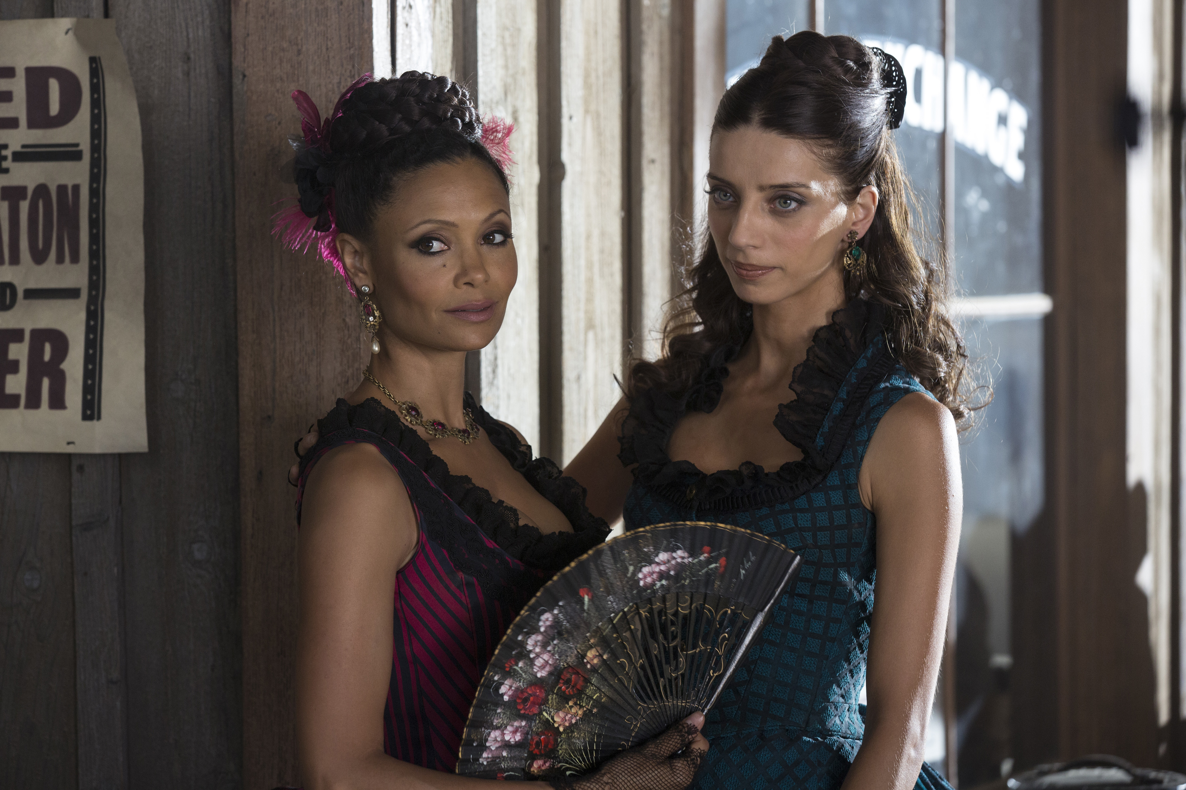 westworld thandie newton
