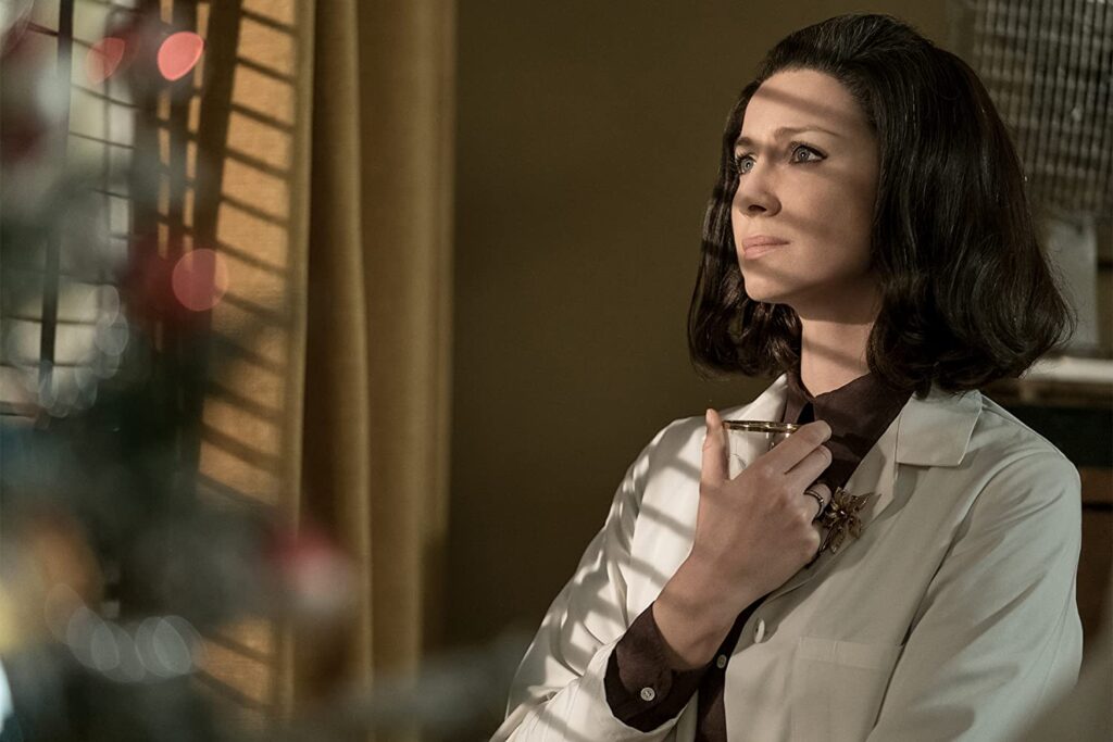 Aimee Spinks for Outlander