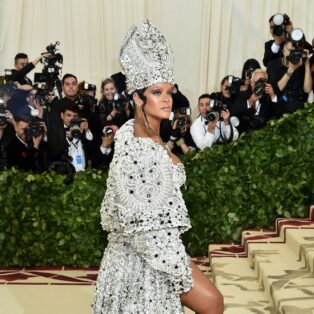 rihanna met gala 2018
