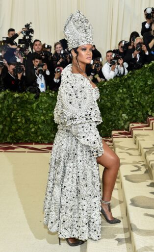 rihanna met gala 2018