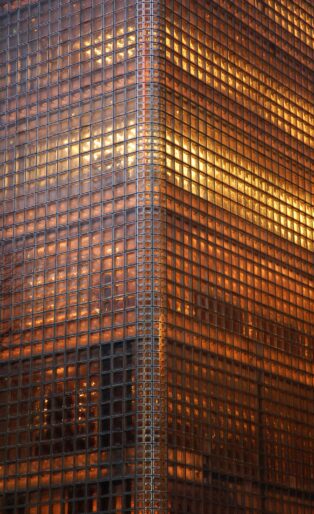Maison Hermes houses the Fondation by Renzo Piano