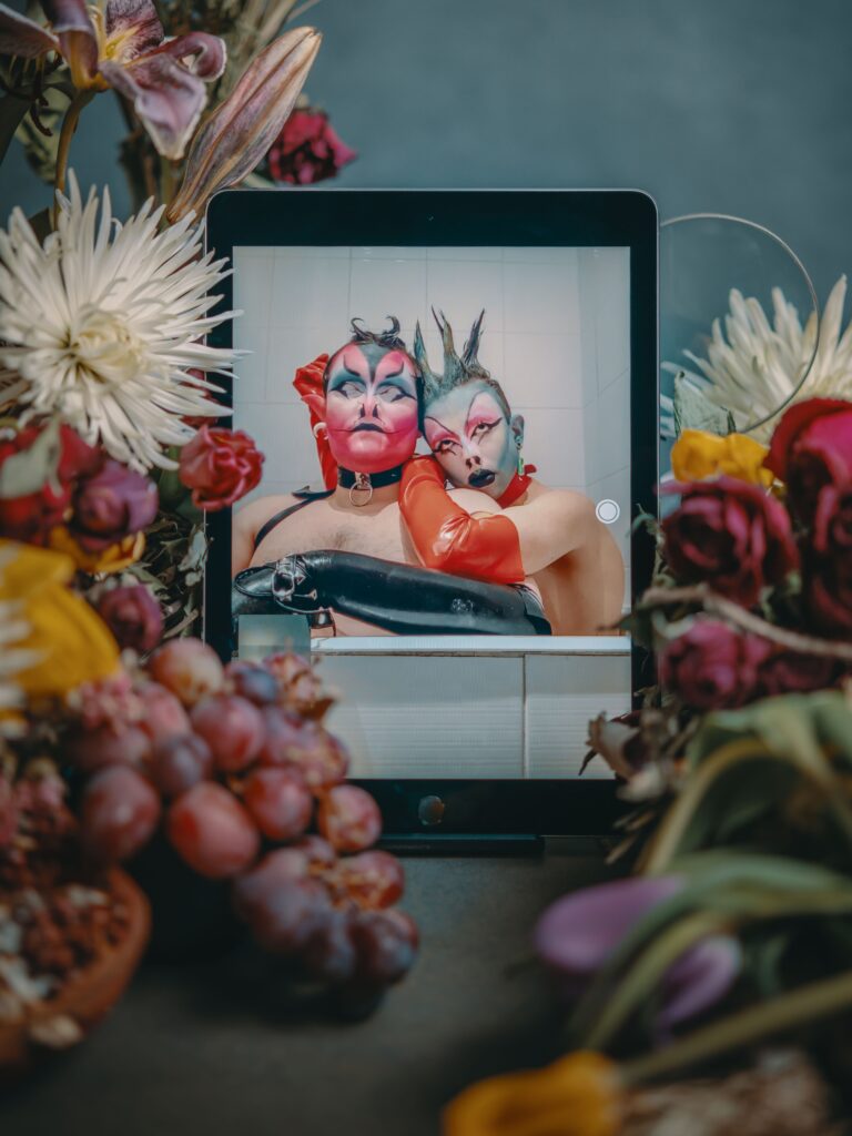 Azalle and Psyche, Damien Frost