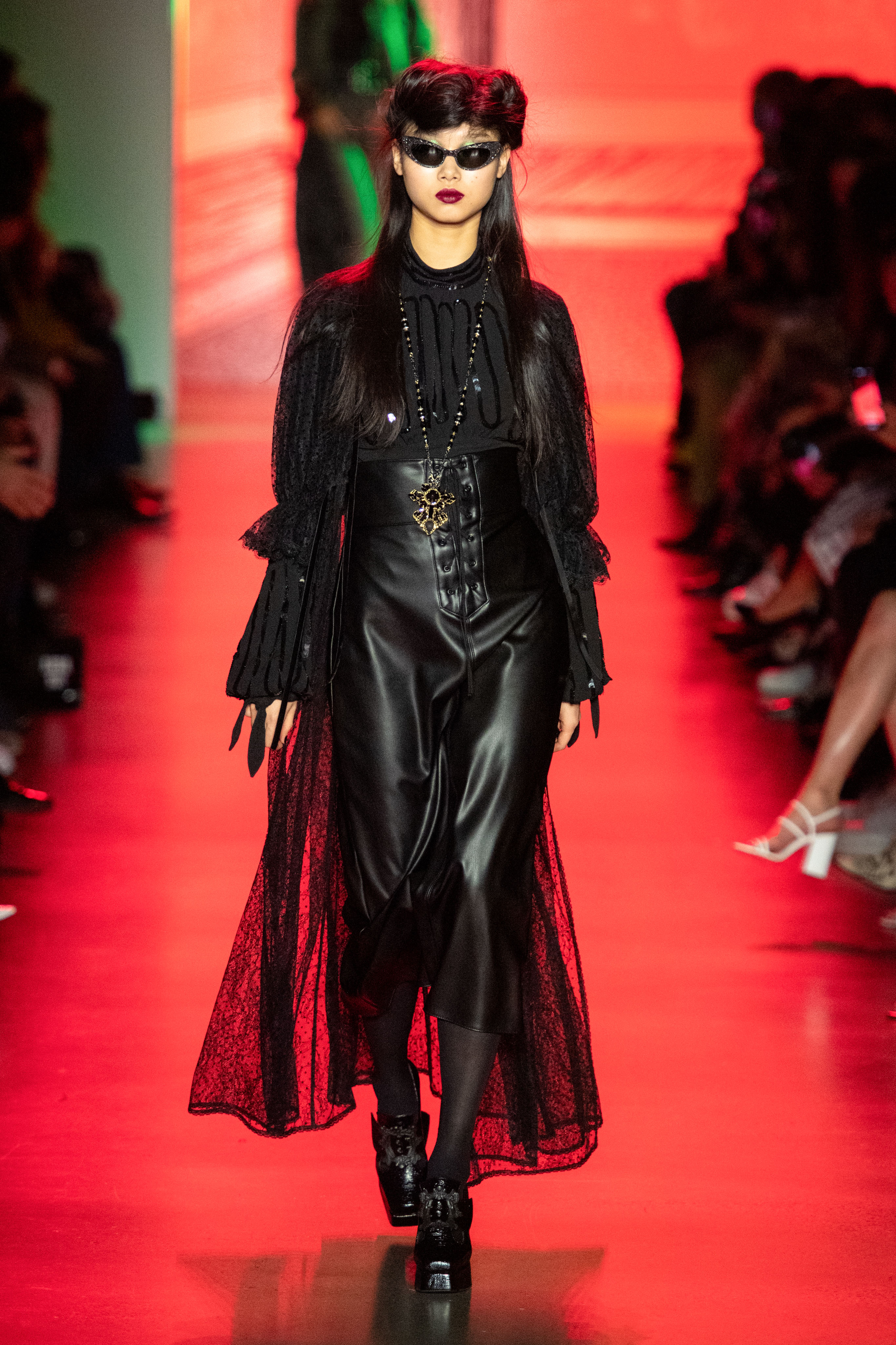 ana sui virtual runway