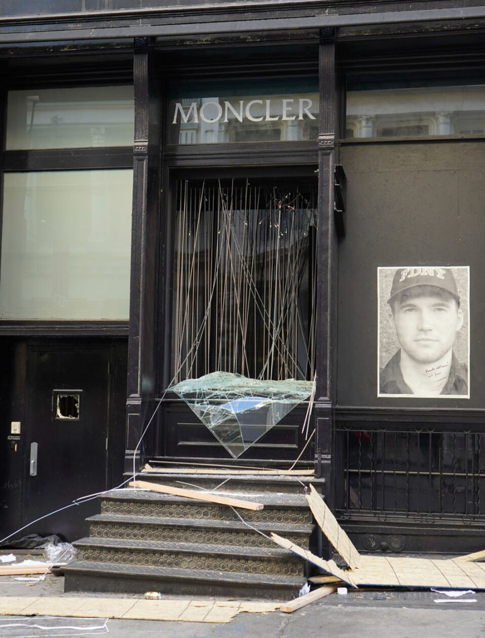 moncler soho