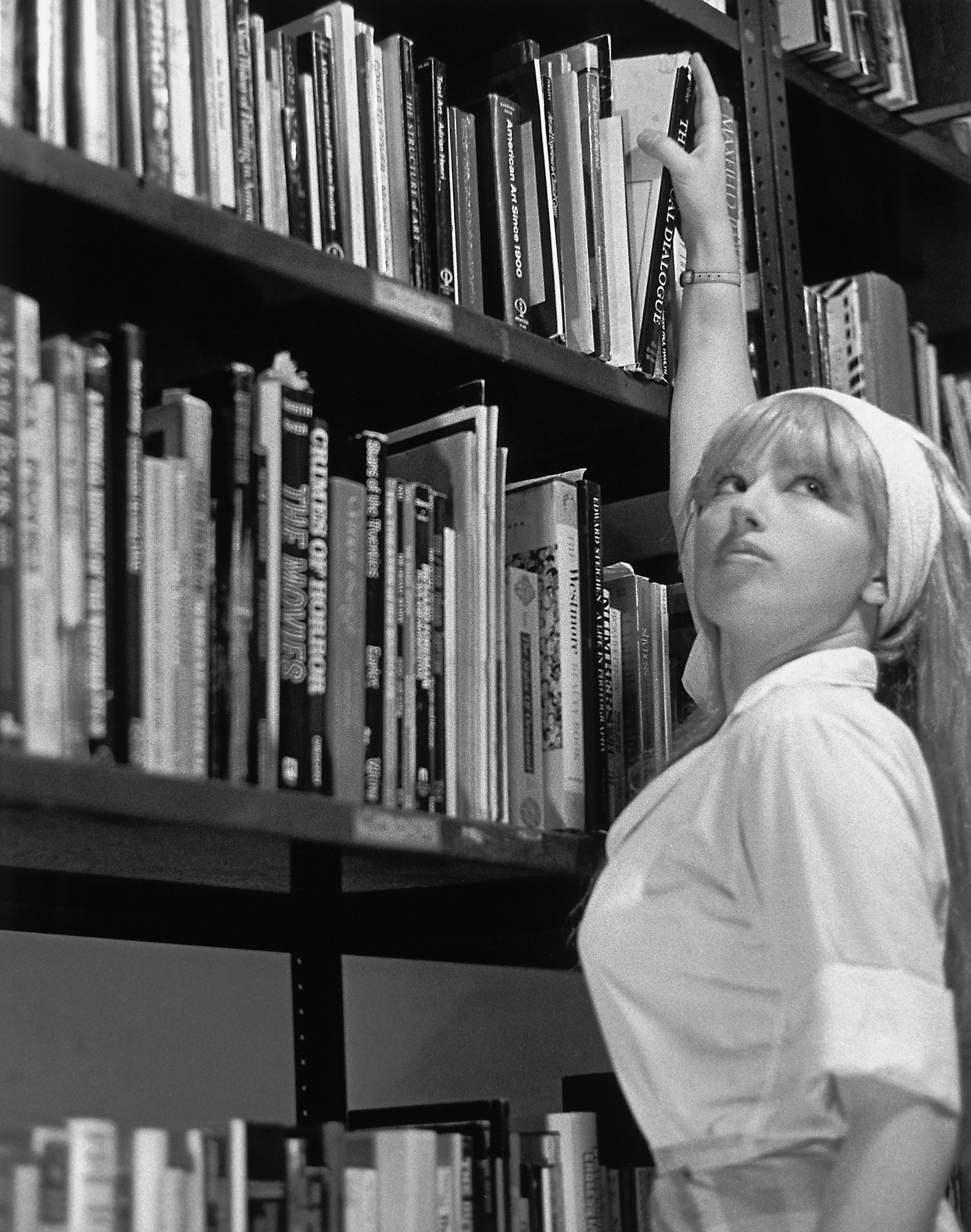 Cindy Sherman, Untitled Film Still 13, 1978, Courtesy of the Artist and Metro Pictures, New York © 2020 Cindy Sherman