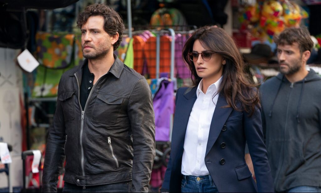 Edgar Ramirez an Penelope Cruz in 'The 355'