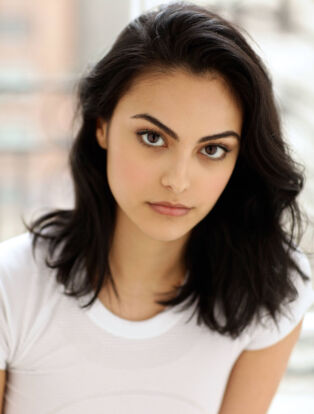 camila mendes
