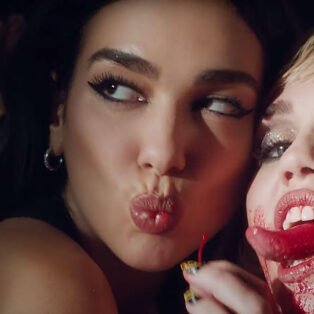 miley cyrus dua lipa