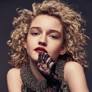 Julia Garner