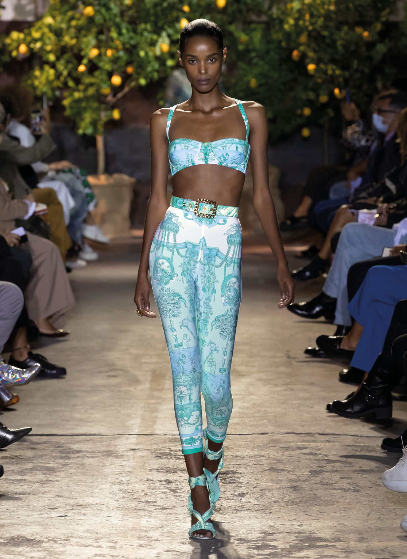 Malika Louback, Etro