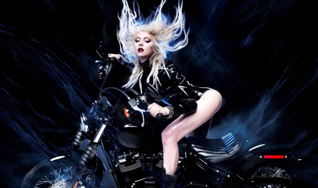 taylor momsen