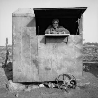 David Goldblatt Café-de-Move-On (coffee cart), Croesus, 1964 gelatin silver hand print 12-5/8