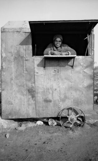 David Goldblatt Café-de-Move-On (coffee cart), Croesus, 1964 gelatin silver hand print 12-5/8