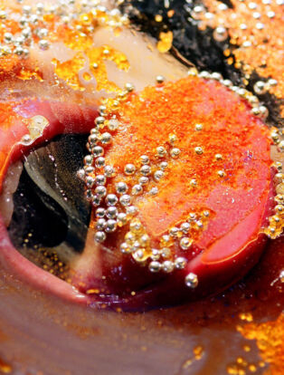 Green Pink Caviar (video still), 2009, HD Digital Video, Running Time: 7:45 minutes. Courtesy of the artist and Salon 94, NY. © Marilyn Minter