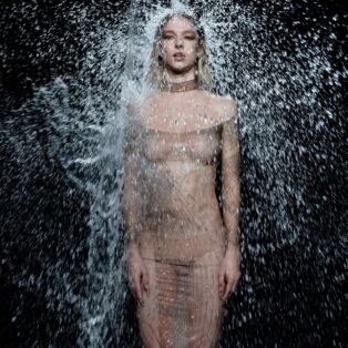 Thierry Mugler, Hunter Schafer