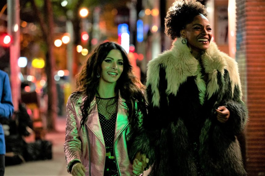 Sarah Shahi and Margaret Odette in Sex/Life (2021)