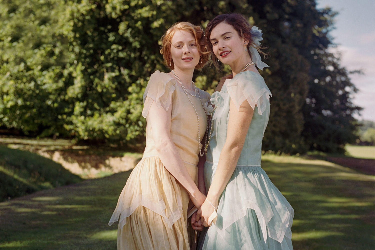 Emily Beecham and Lily James in The Pursuit of Love