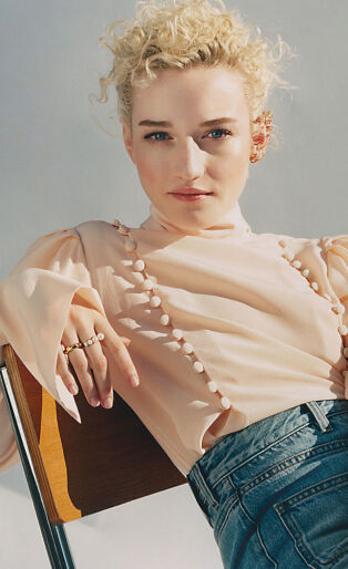 julia garner