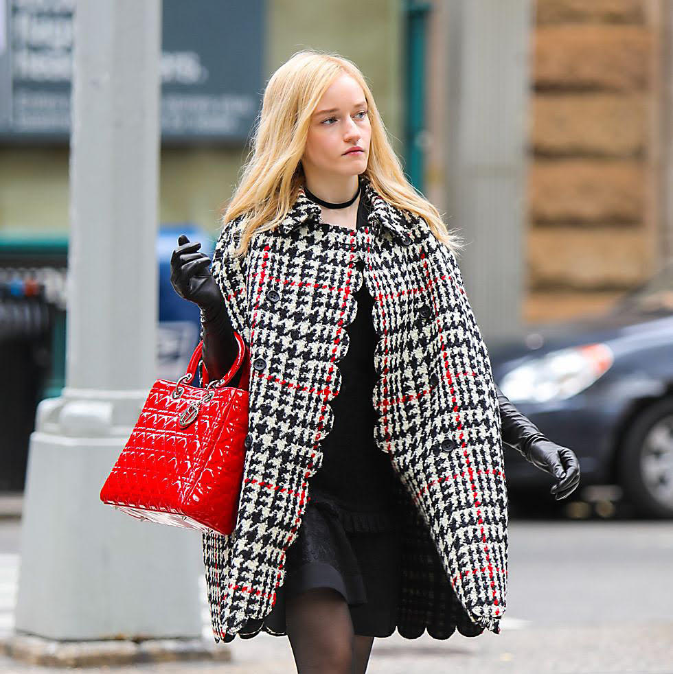 Julia Garner in Inventing Anna