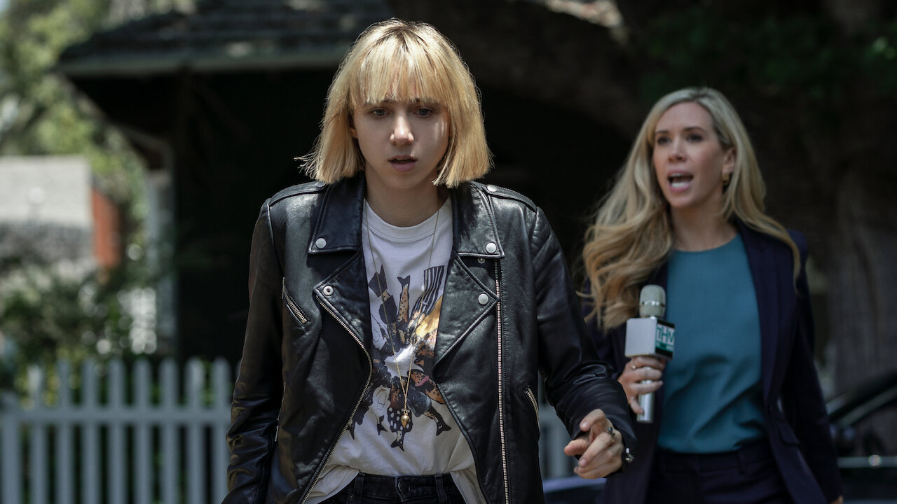 Zoe Kazan in Click Bait