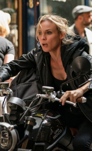Diane Kruger on Motorcycle in the film 355