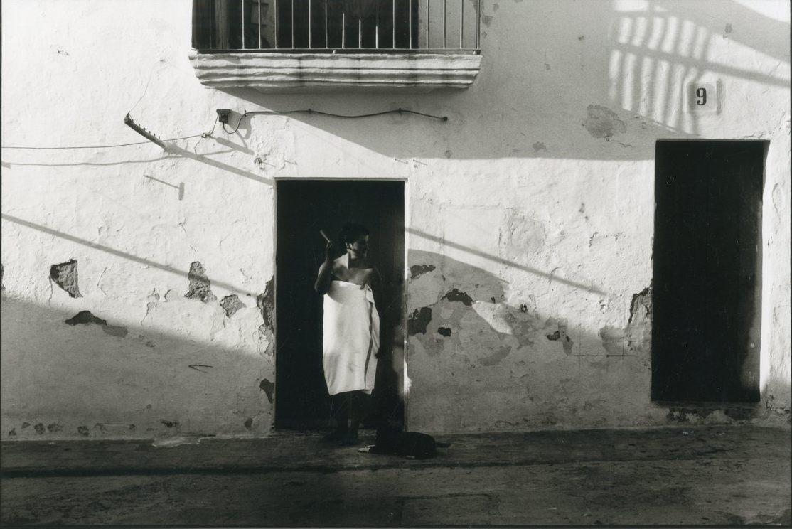 Graciela Iturbide. Untitled, 1980s. Throckmorton Gallery, NYC