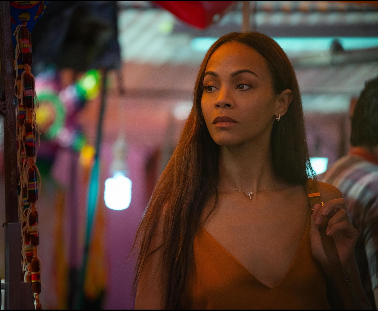 Zoe Saldaña. Positano. Netflix