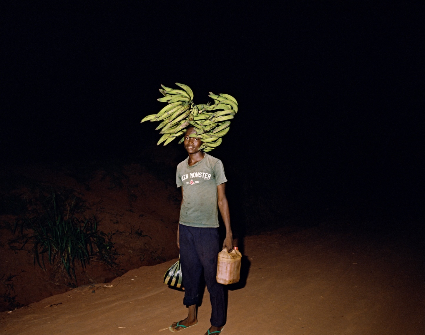 Deana Lawson, Walking Home on Some Road, Gemena, DR Congo, 2015. www.gagosian.com