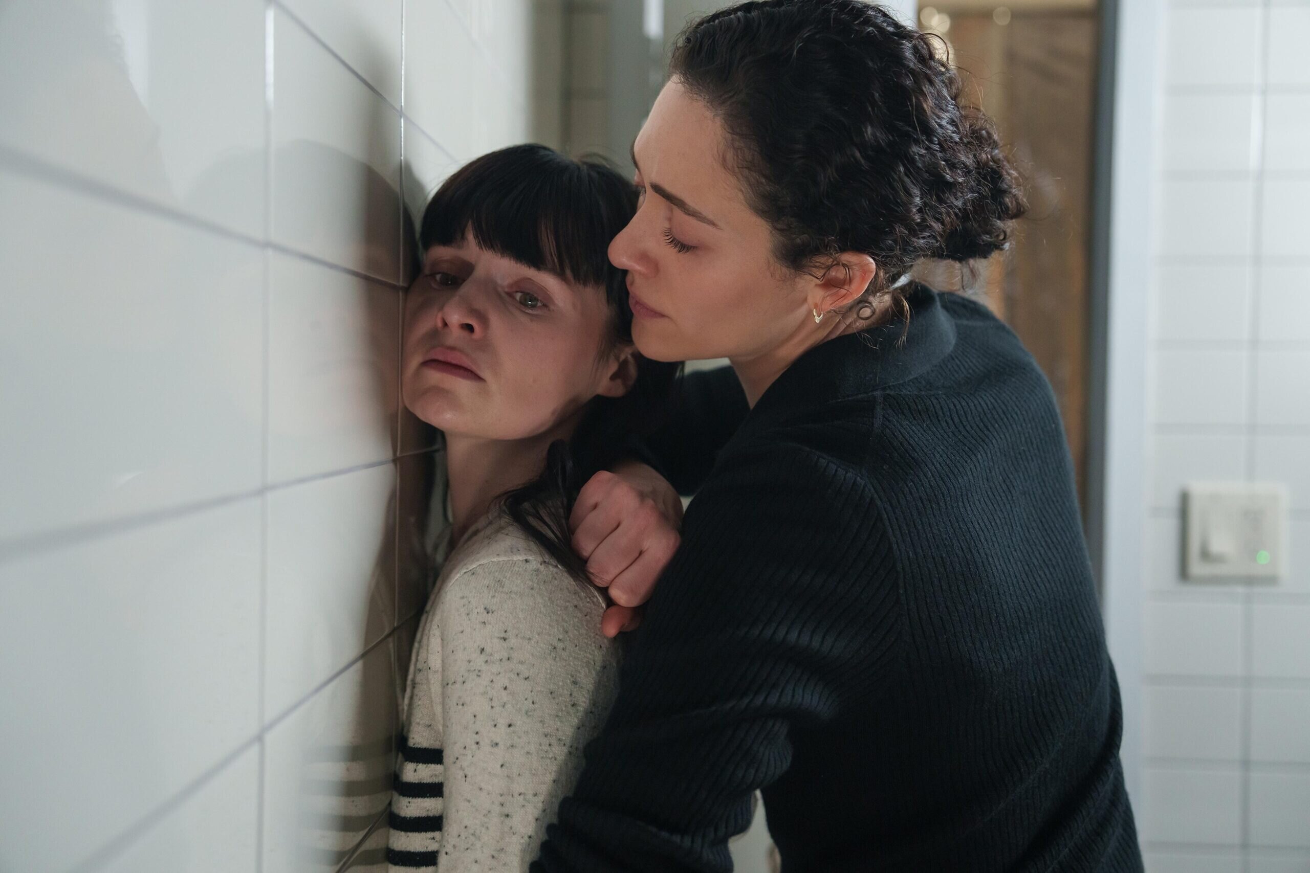 Emmy Rossum, Lola Petticrew. Furious. @hulu